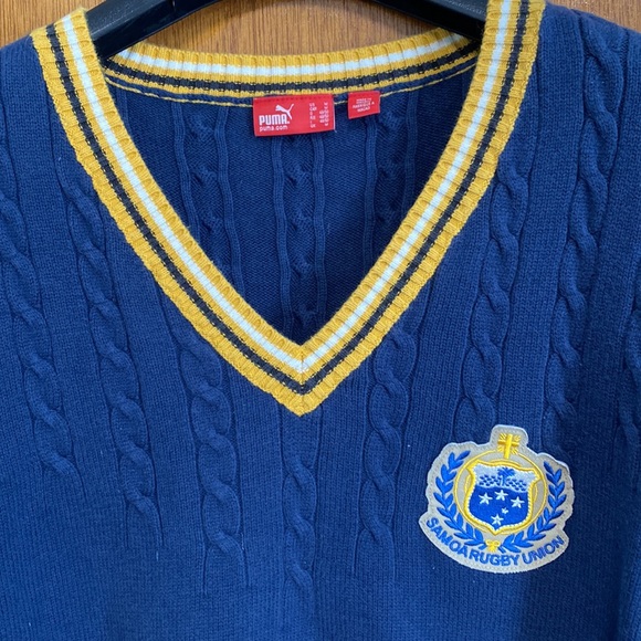 Men’s V-Neck Sweater - Picture 3 of 8